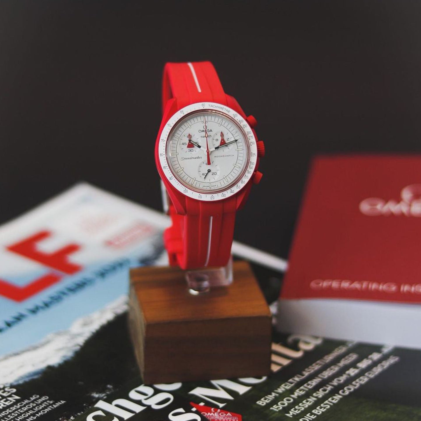 ACCENT ROUGE - BRACELET DE MONTRE EN CAOUTCHOUC pour OMEGA X SWATCH SPEEDMASTER MOONSWATCH