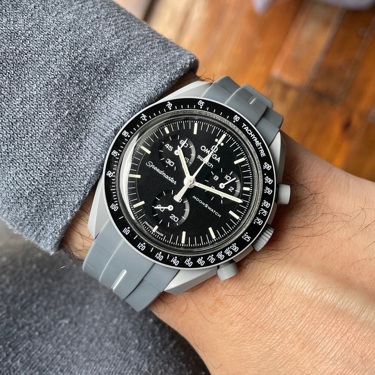 GRAY ACCENT - RUBBER WATCH STRAP for OMEGA X SWATCH SPEEDMASTER MOONSWATCH