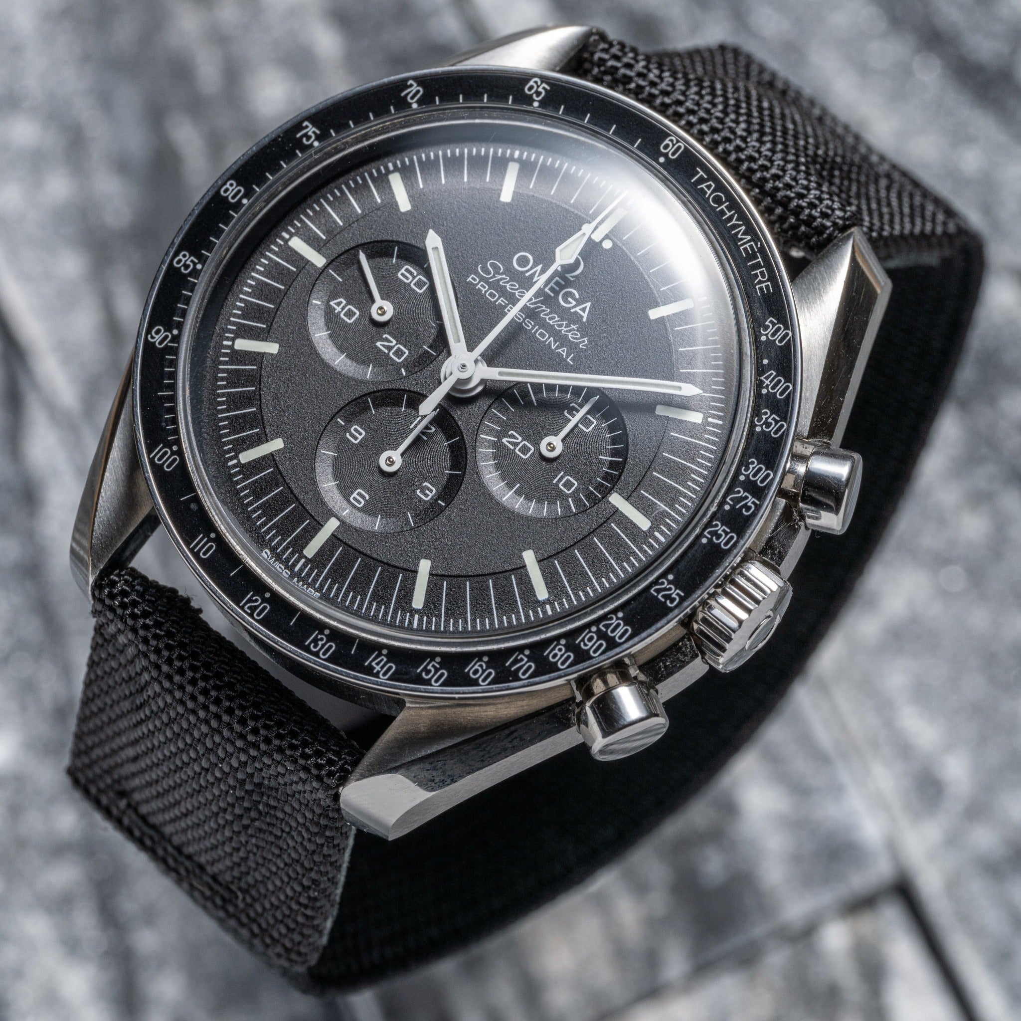 Omega speedmaster hot sale fabric strap