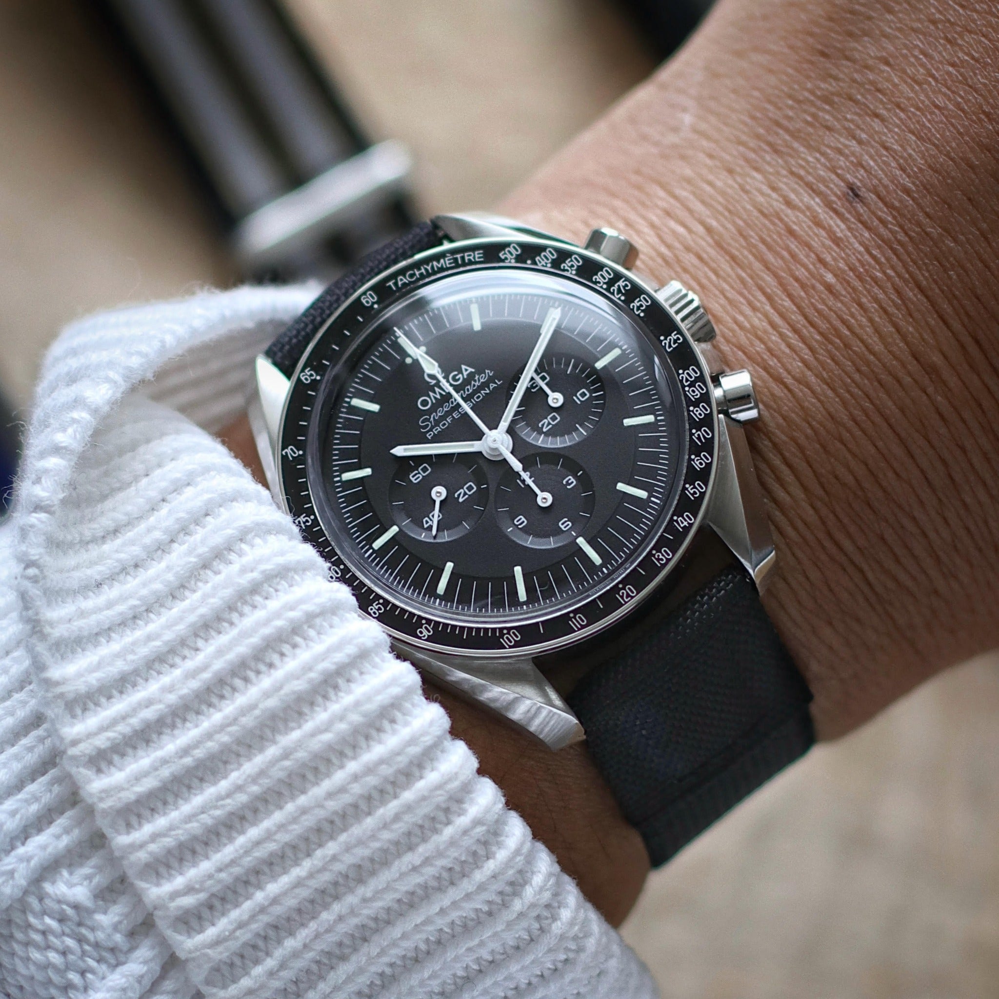 Speedmaster on online strap